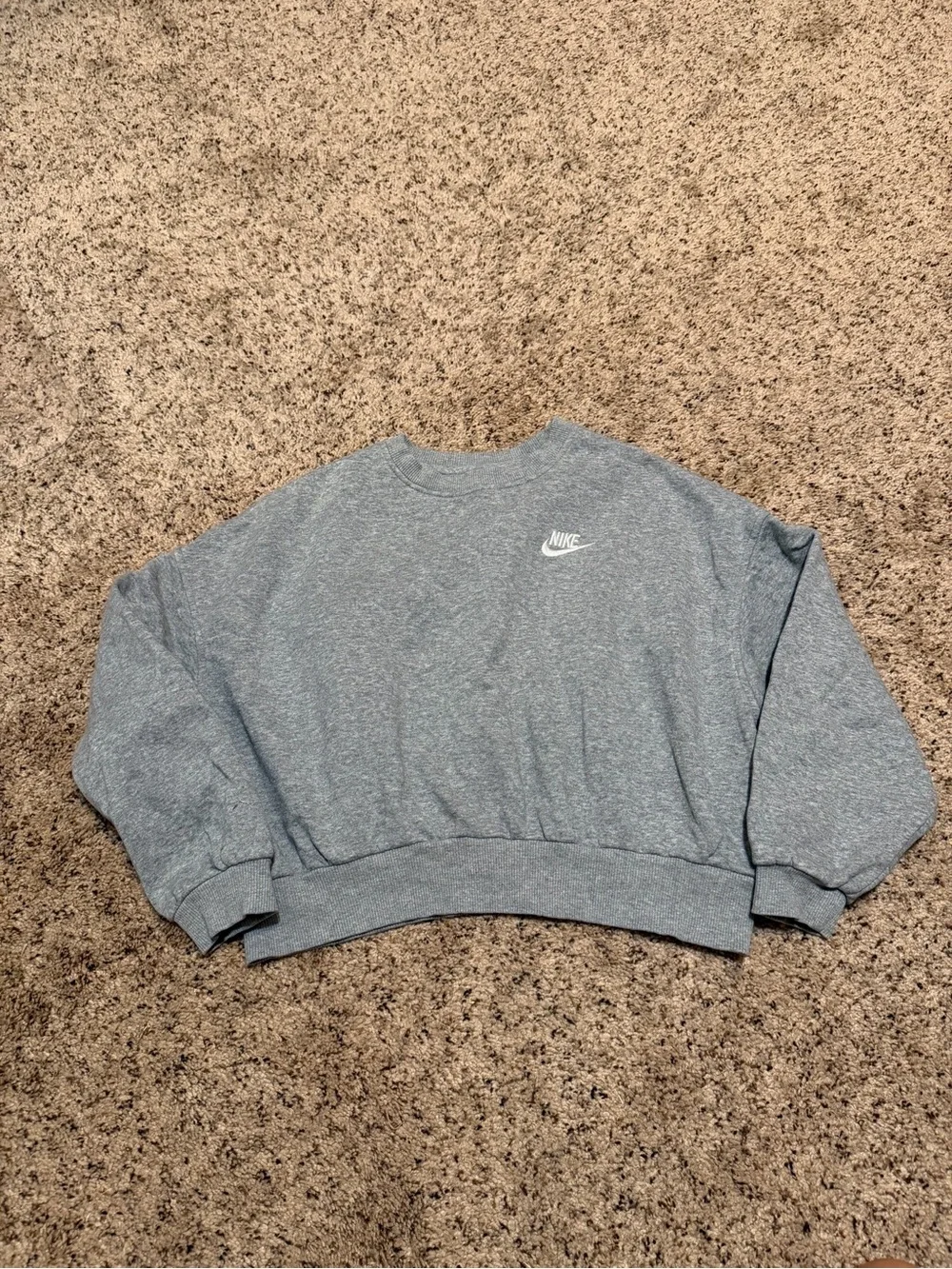 Nike Girl’s Heather Gray Cropped Crewneck Sweatshirt